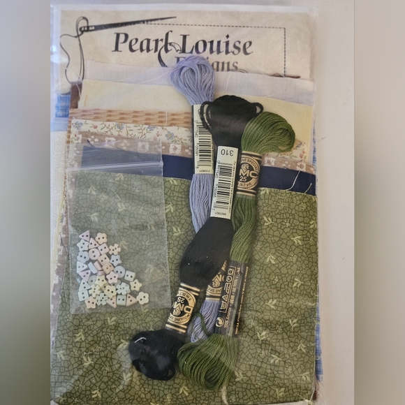 Pearl Louise Designs Itty-Bitty Bunnies Needlework kit. - Picture 2 of 4